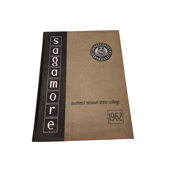 1962 Sagamore Yearbook Southeast Missouri State College Cape Girardeau MO VTG - Picture 1 of 10